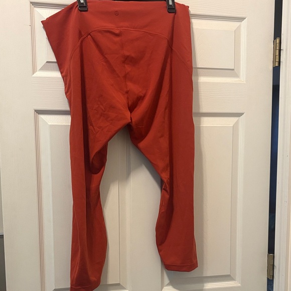 Women’s Lululemon Leggings - Picture 4 of 7